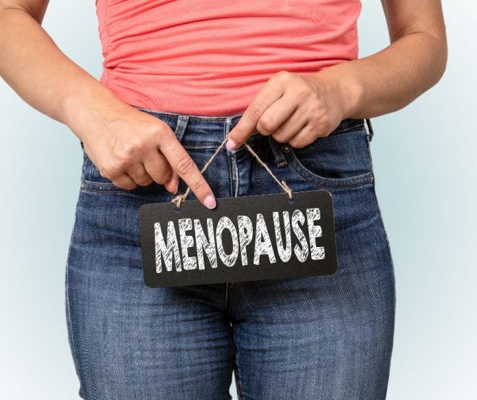 Menopauze predchádza perimenopauza a po nej postmenopauza. Aký je medzi nimi rozdiel?