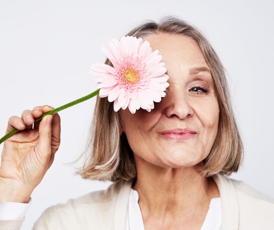 Odborníci majú čoraz viac dôkazov, ktoré hovoria o súvislosti menopauzy s progresiou a závažnosťou NAFLD